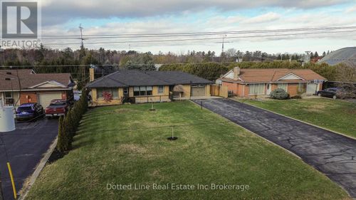 34 Albert St, Langton, ON, N0E1G0 | Card Image