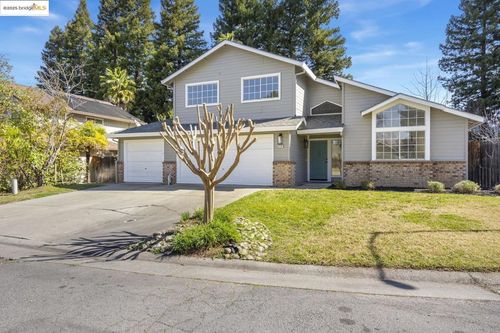 4128 Briarhollow Ct, Fair Oaks, CA, 95628-7081 | Card Image