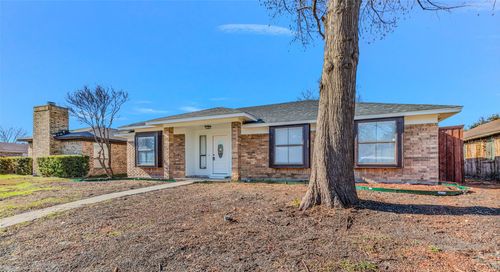 206 E Schreiber St, Garland, TX, 75040-3751 | Card Image
