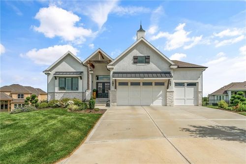 2428 W 177th St, Overland Park, KS, 66085-8546 | Card Image