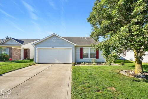 8452 Abbey Dell Dr, Camby, IN, 46113-8258 | Card Image