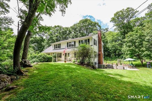 139 Seth Low Mountain Rd, Ridgefield, CT, 06877-2023 | Card Image