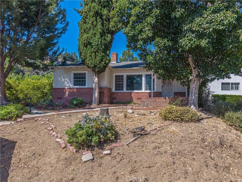 21516 Villena, Woodland Hills, CA, 91364 | Card Image
