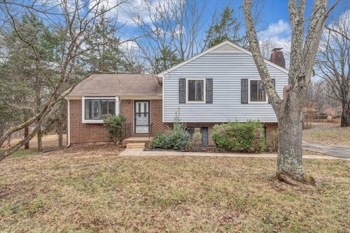 307 Forest Dale Dr, Forest, VA, 24551-2617 | Card Image