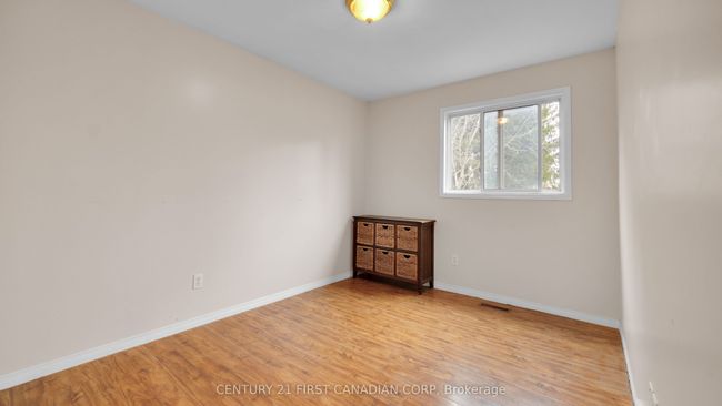 126 Scott St, House other with 3 bedrooms, 2 bathrooms and 4 parking in Strathroy ON | Image 16
