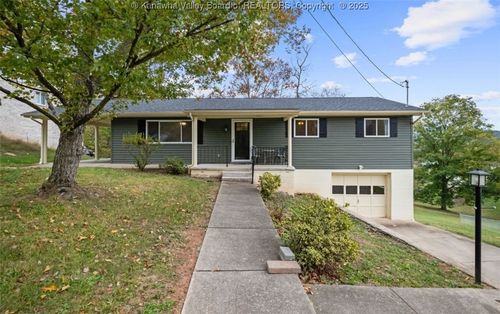 5294 David Dr, Cross Lanes, WV, 25313-1863 | Card Image