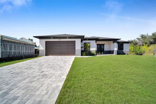 8043 Walbert St, Port Charlotte, FL, 33981-3935 | Card Image