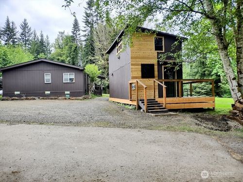 a-2833 Us Highway 12, Silver Creek, WA, 98585-9500 | Card Image
