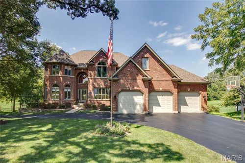 36 E Lexington Cir, Yorkville, IL, 60560-9637 | Card Image
