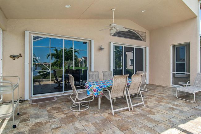 368 Nw Springview Loop, House other with 3 bedrooms, 2 bathrooms and null parking in Port St. Lucie FL | Image 20