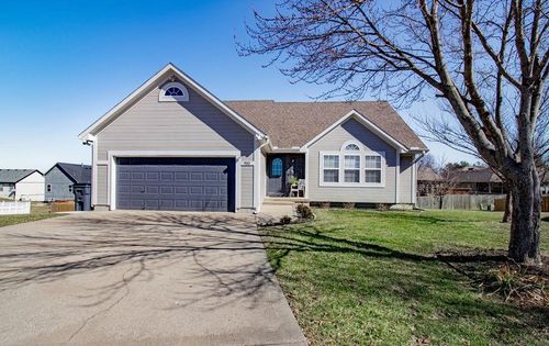 950 Nw Maplewood Ct, Grain Valley, MO, 64029-7210 | Card Image