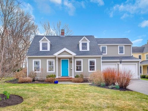 2648 Massachusetts Ave, Lexington, MA, 02421-6722 | Card Image
