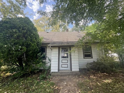 7534 Latrobe Avenue, Burbank, IL, 60459 | Card Image