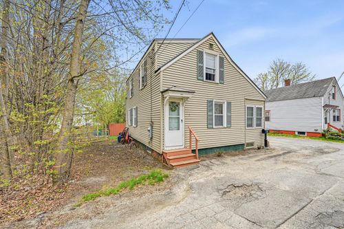 2 Grove Court, Waterville, ME, 04901 | Card Image