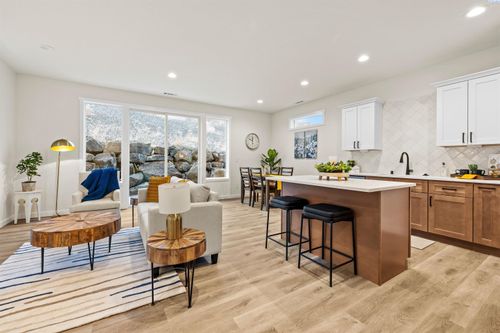 5849 W 40th Ct, Kennewick, WA, 99338-5638 | Card Image