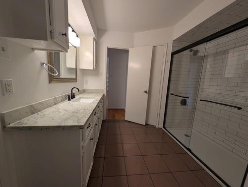 14106 Locke Ln, Houston, TX, 77077-5347 | Card Image