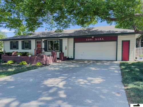 1201 Elba Ave, Lincoln, NE, 68521-2043 | Card Image
