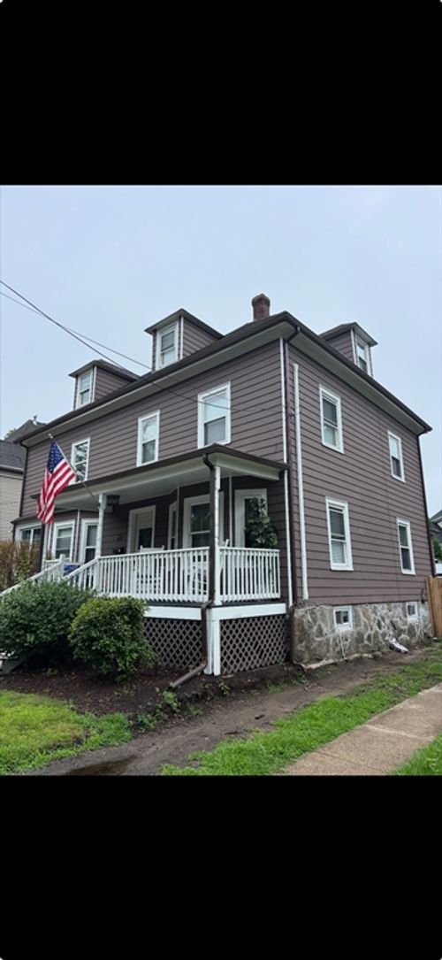 2-24 Clematis St, Winchester, MA, 01890-1206 | Card Image