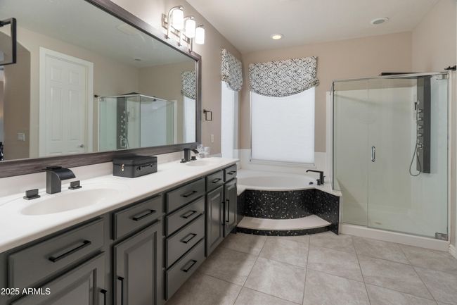 PRIMARY DUAL VANITY!!! | Image 34