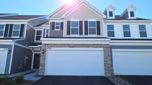 4736 Airlake Curv, Woodbury, MN, 55129-7603 | Card Image