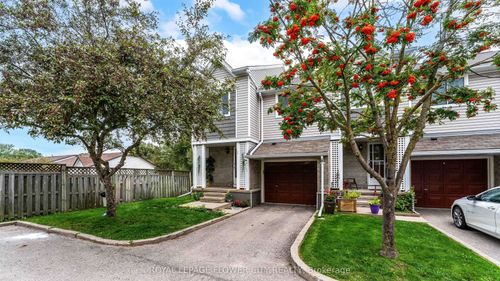 16-365 Pioneer Dr, Kitchener, ON, N2P2A6 | Card Image