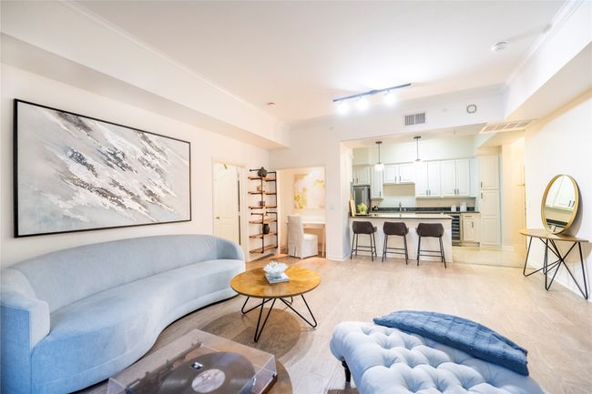 APT-206 - 3225 Turtle Creek Blvd, Condo with 2 bedrooms, 2 bathrooms and null parking in Dallas TX | Image 4
