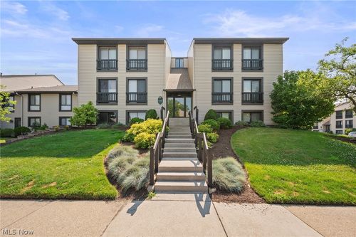 406-6300 Greenwood Parkway, Sagamore Hills, OH, 44067 | Card Image