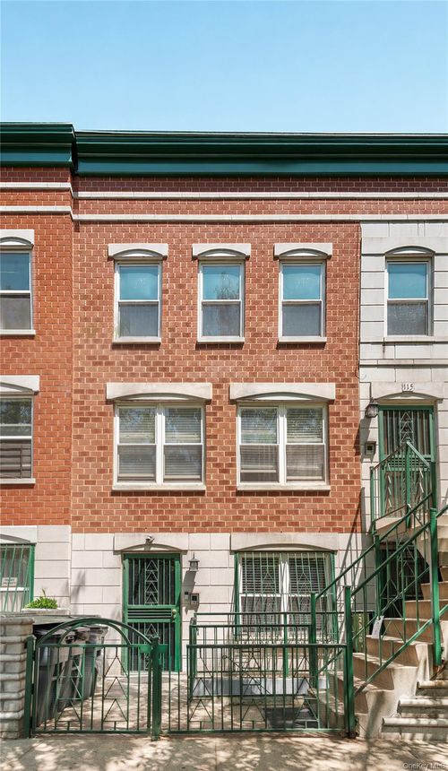 115 W 117th St, New York, NY, 10026-2296 | Card Image