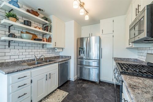 2784 W Pepper Tree Dr, Anaheim, CA, 92801 | Card Image