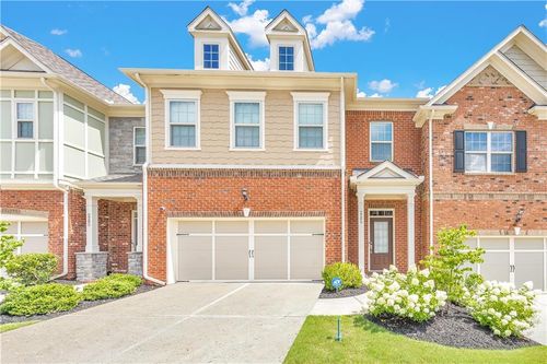 2289 Emerald Sky Dr, Smyrna, GA, 30080-2764 | Card Image