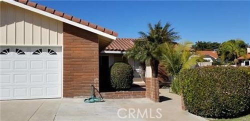 20371 Running Springs Ln, Huntington Beach, CA, 92646 | Card Image