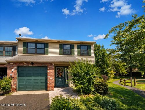 17 Walton Ct, East Brunswick, NJ, 08816-4070 | Card Image