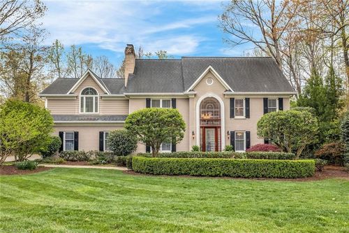 607 Blanton Pl, Greensboro, NC, 27408-3174 | Card Image