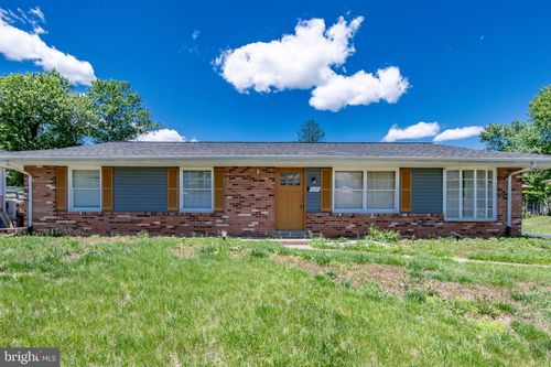 1607 N Brunswick St, STERLING, VA, 20164-3519 | Card Image