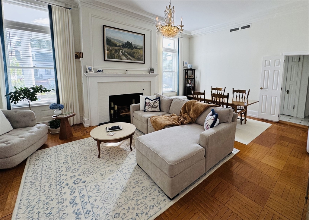 Residential Lease in Wellesley 2