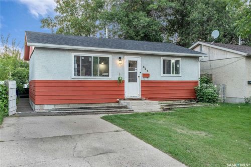 869 Macklem Dr, Saskatoon, SK, S7L4K1 | Card Image