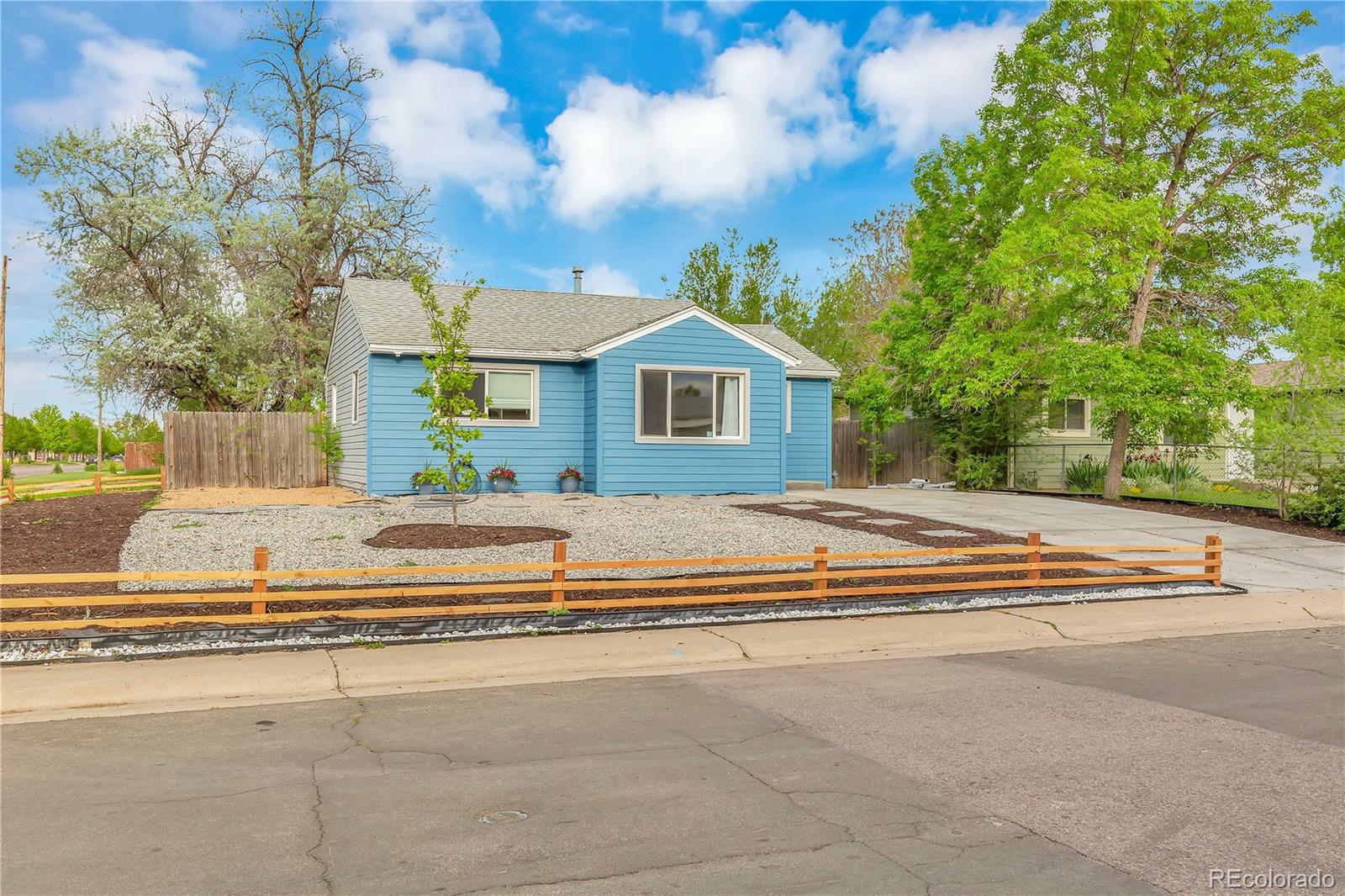 Verbena St, Denver, CO 80220