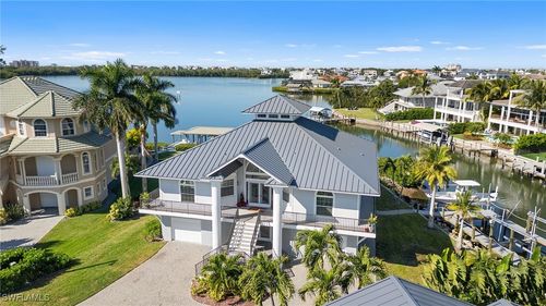 235 Dolphin Cove Ct, BONITA SPRINGS, FL, 34134-7456 | Card Image