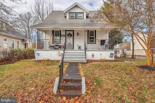 304 E Linden Ave, LINDENWOLD, NJ, 08021-7515 | Card Image