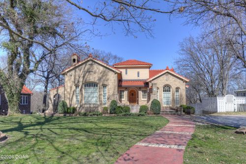 639 W Jaccard Pl, Joplin, MO, 64801-1018 | Card Image