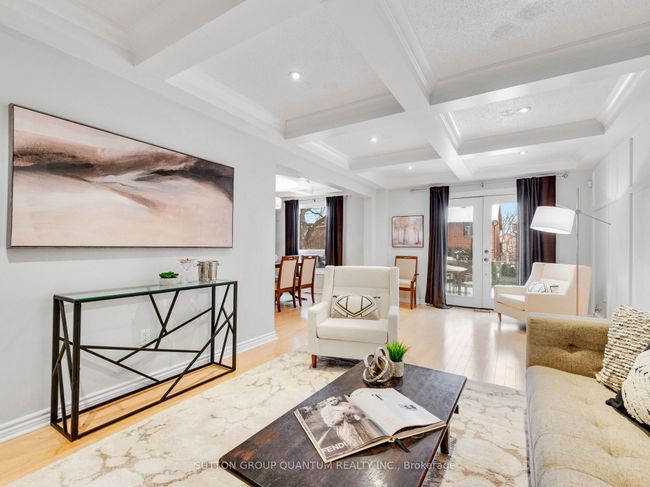 4423 Sawmill Valley Dr, House other with 3 bedrooms, 3 bathrooms and 2 parking in Mississauga ON | Image 6