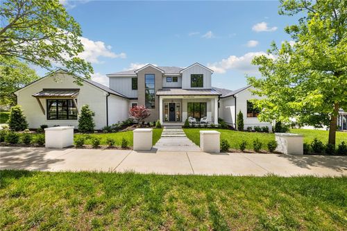 219 W Lawson St, Fayetteville, AR, 72703-1829 | Card Image