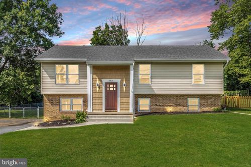 4524 Old National Pike, MIDDLETOWN, MD, 21769-7627 | Card Image
