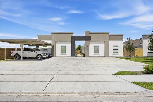 12720 N 33rd Ln, Edinburg, TX, 78541-6614 | Card Image