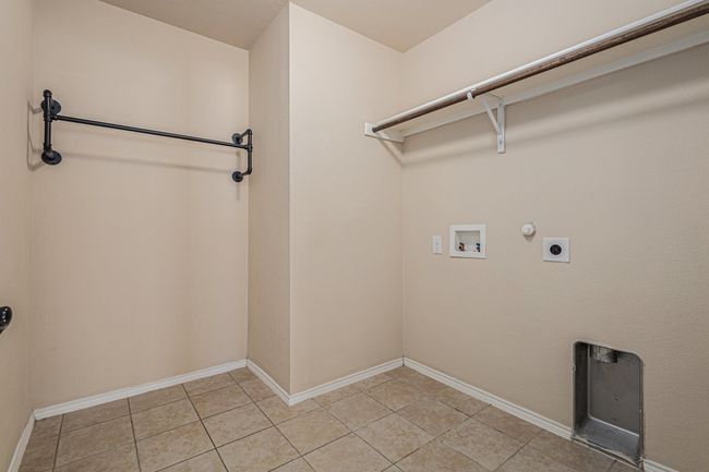 2415 Fall Ct, House other with 4 bedrooms, 2 bathrooms and null parking in Anna TX | Image 20