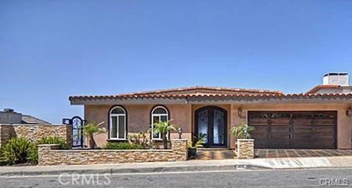 621 Loretta Dr, Laguna Beach, CA, 92651-4126 | Card Image