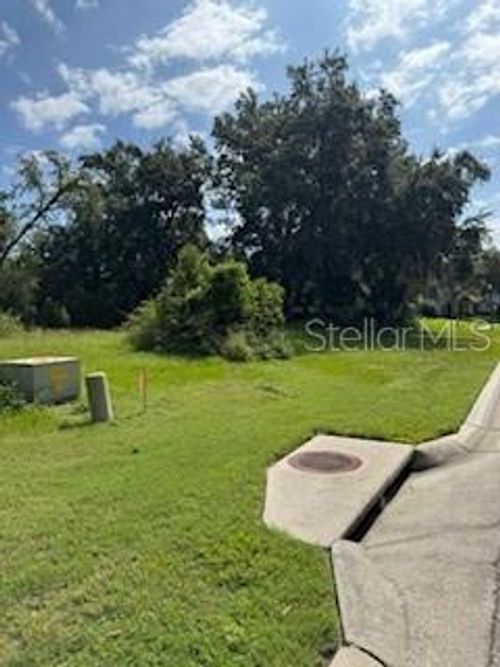 29523 Chapel Park Dr, WESLEY CHAPEL, FL, 33543-4405 | Card Image