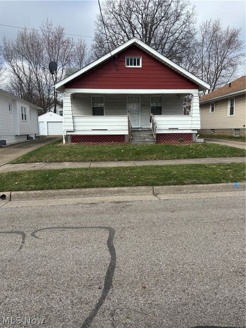 824 Merton Ave, Akron, OH, 44306-1910 | Card Image