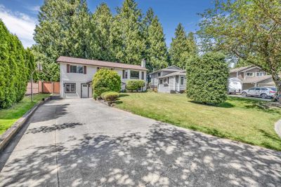 12969 61b Ave, House other with 6 bedrooms, 3 bathrooms and 6 parking in Surrey BC | Image 1