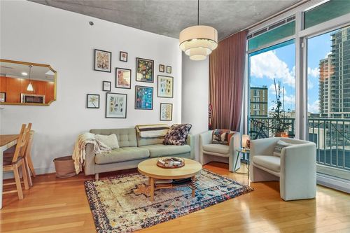44 Peachtree Pl Ne, Atlanta, GA, 30309-5400 | Card Image